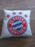    Bayern párna címeres