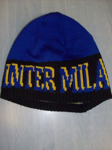 Inter téli kötött sapka