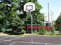 Streetball állvány lebetonozható 90x120 cm palánk 120 cm benyúlás, porfestett