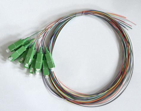 SC/APC SingleMode SM 9/125 optikai pigtail kábel 0.9mm 1.5m, 12db