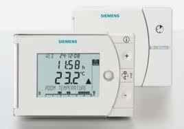 Siemens REV24RF/SET 7-napos (heti) programozhatóságú rádiófrekvenciás helyiséghőmérséklet szabályozó szett