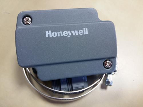 Honeywell SF20-B65 csőre szerelhető vízhőmérséklet érzékelő (VF20A utódja)